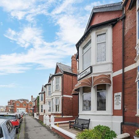 Deneside Guest House Blackpool Dış mekan fotoğraf